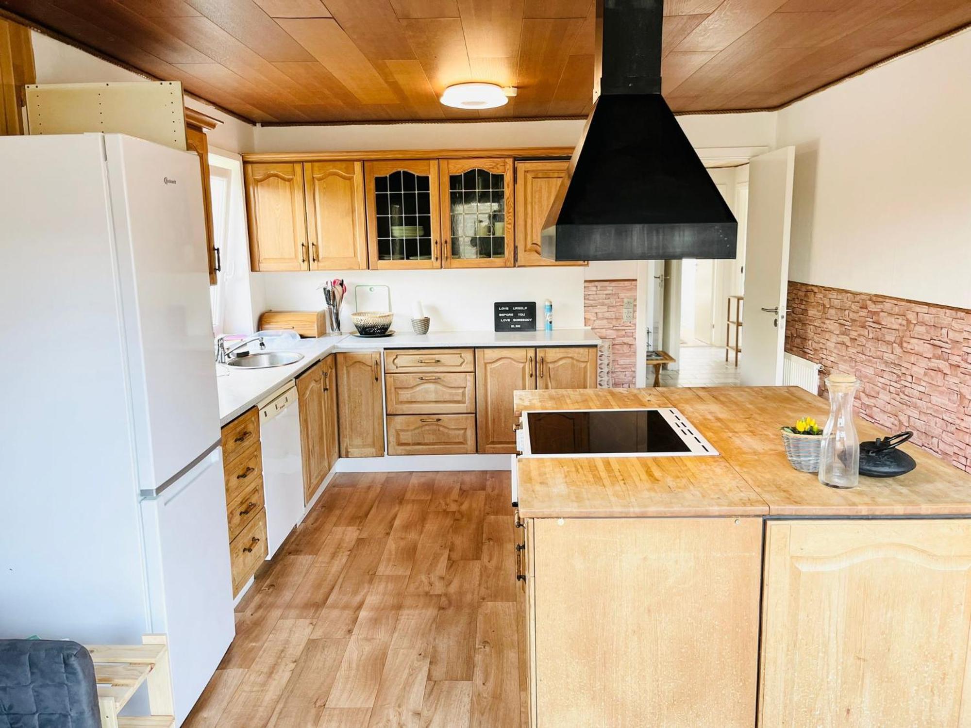 Scandinavian House Hotel- Holbol, Krusa Bagian luar foto