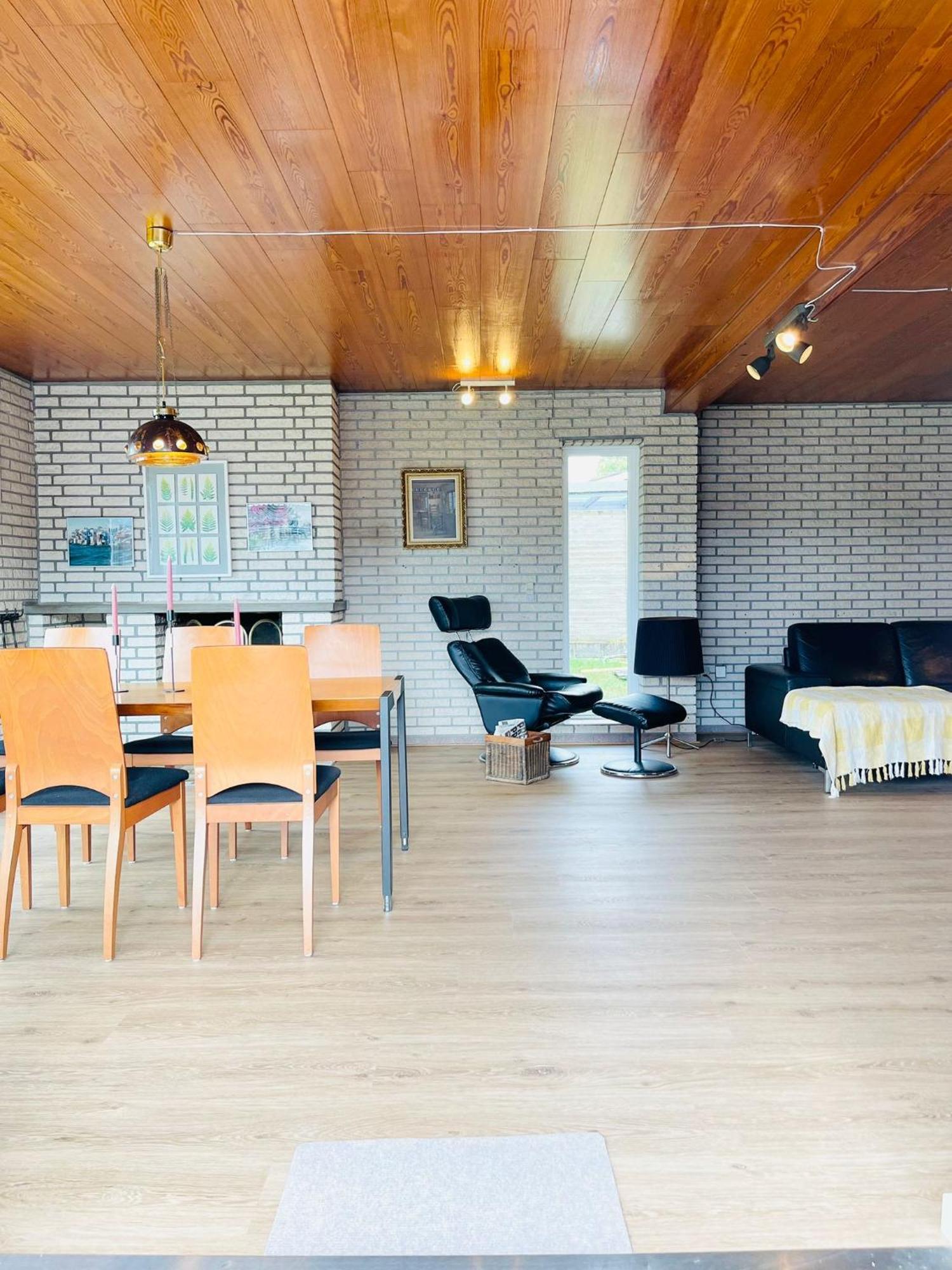 Scandinavian House Hotel- Holbol, Krusa Bagian luar foto